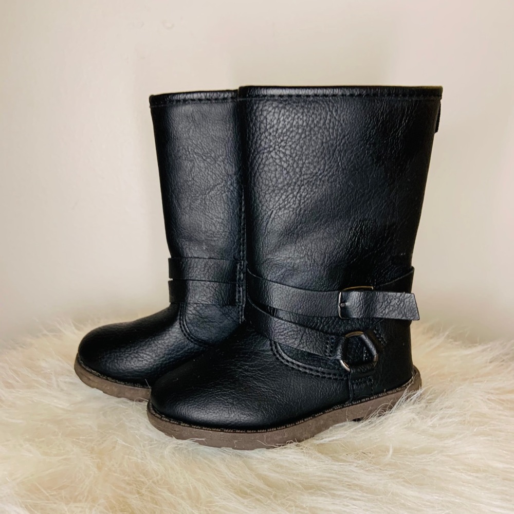 Really cute Little Girl black boots